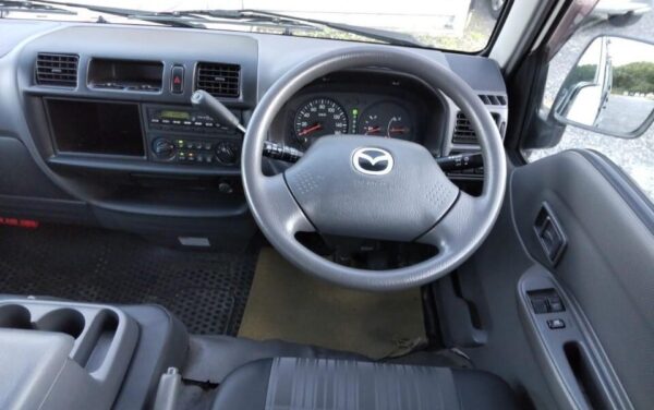 Used Japanese Mazda Bongo 2017 - Image 10